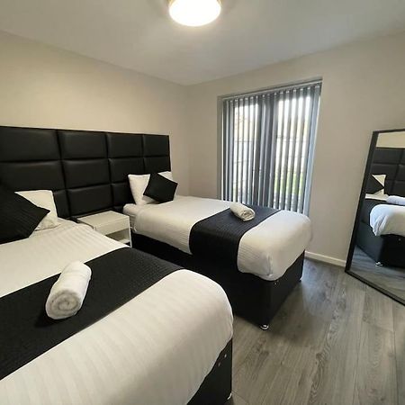 Hosted By Ryan - 2 Bedroom Apartment Liverpool Kültér fotó